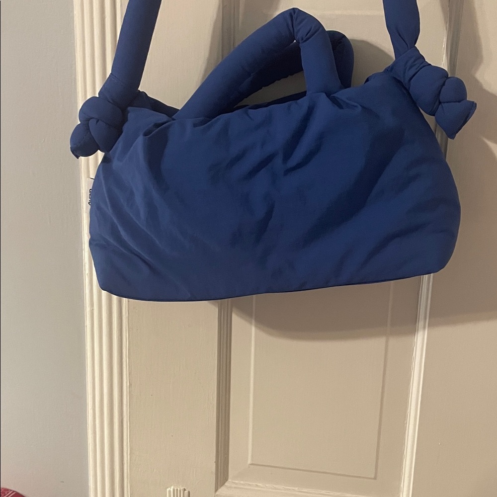 Olend Blue Quilted Tote Bag. Used one time - Picture 5 of 5